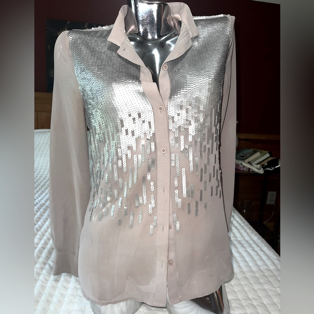 Moda International Button up shirt (XS)